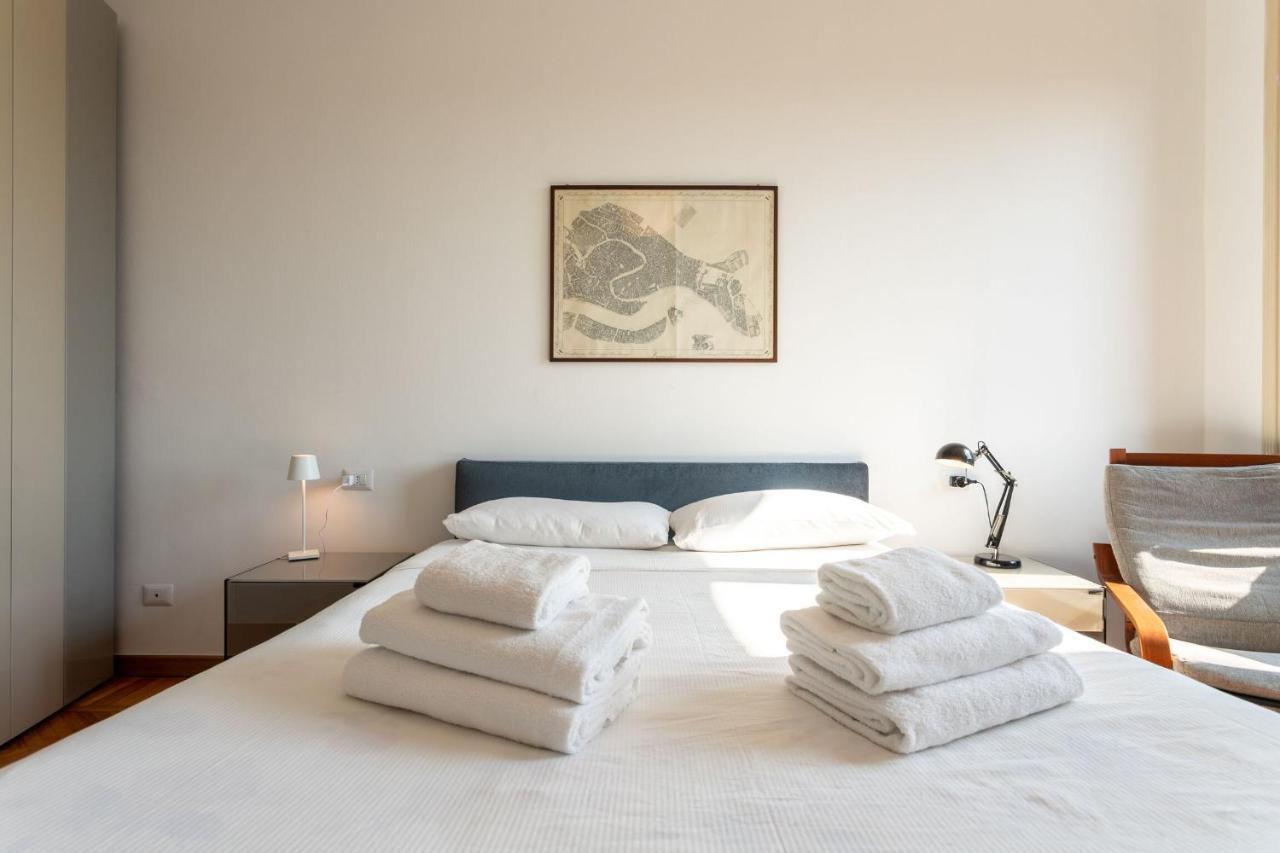 Garibaldi Two Bedrooms By Halldis ミラノ エクステリア 写真